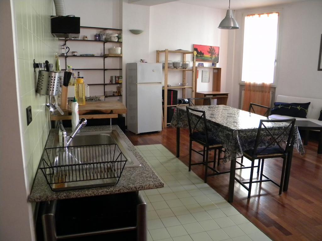Ampio Open Space In Centro Storico Bologna Phòng bức ảnh